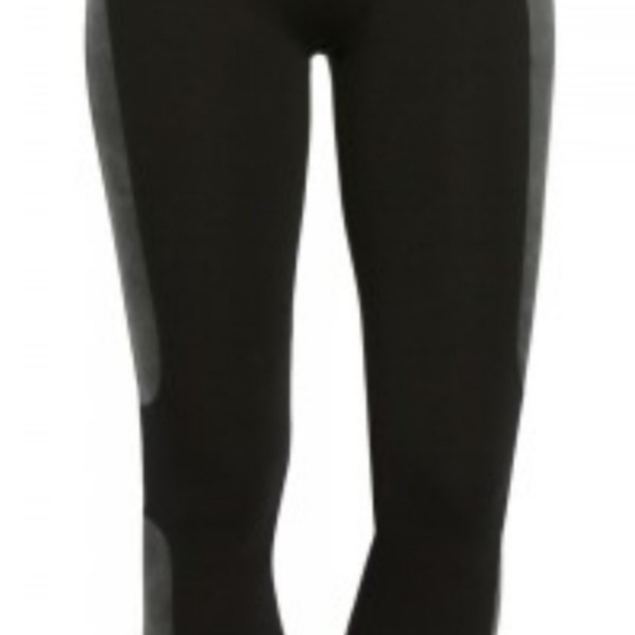 Spanx leggings, black size small - Picture 3 of 9